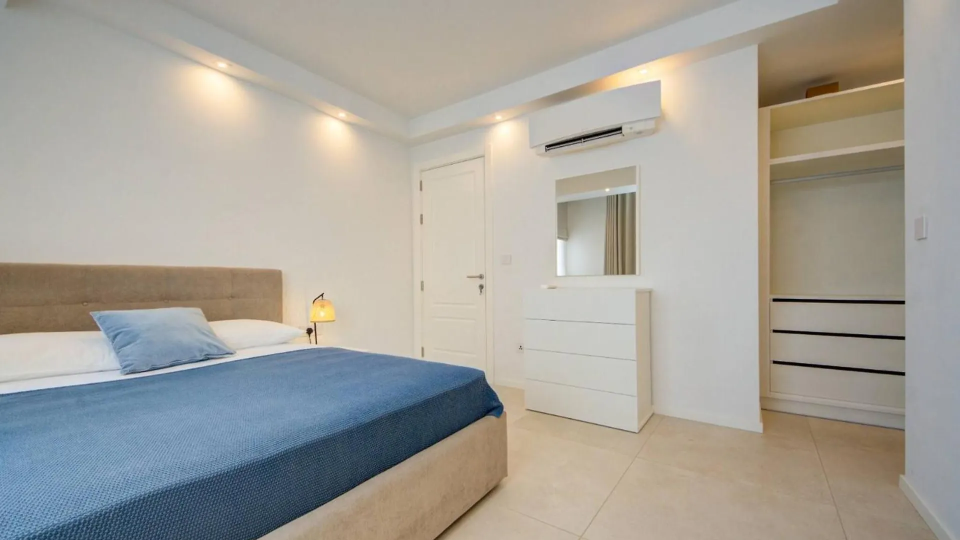 Private Pool Luxury Penthouse With Sea Views Apartment Is-Swieqi