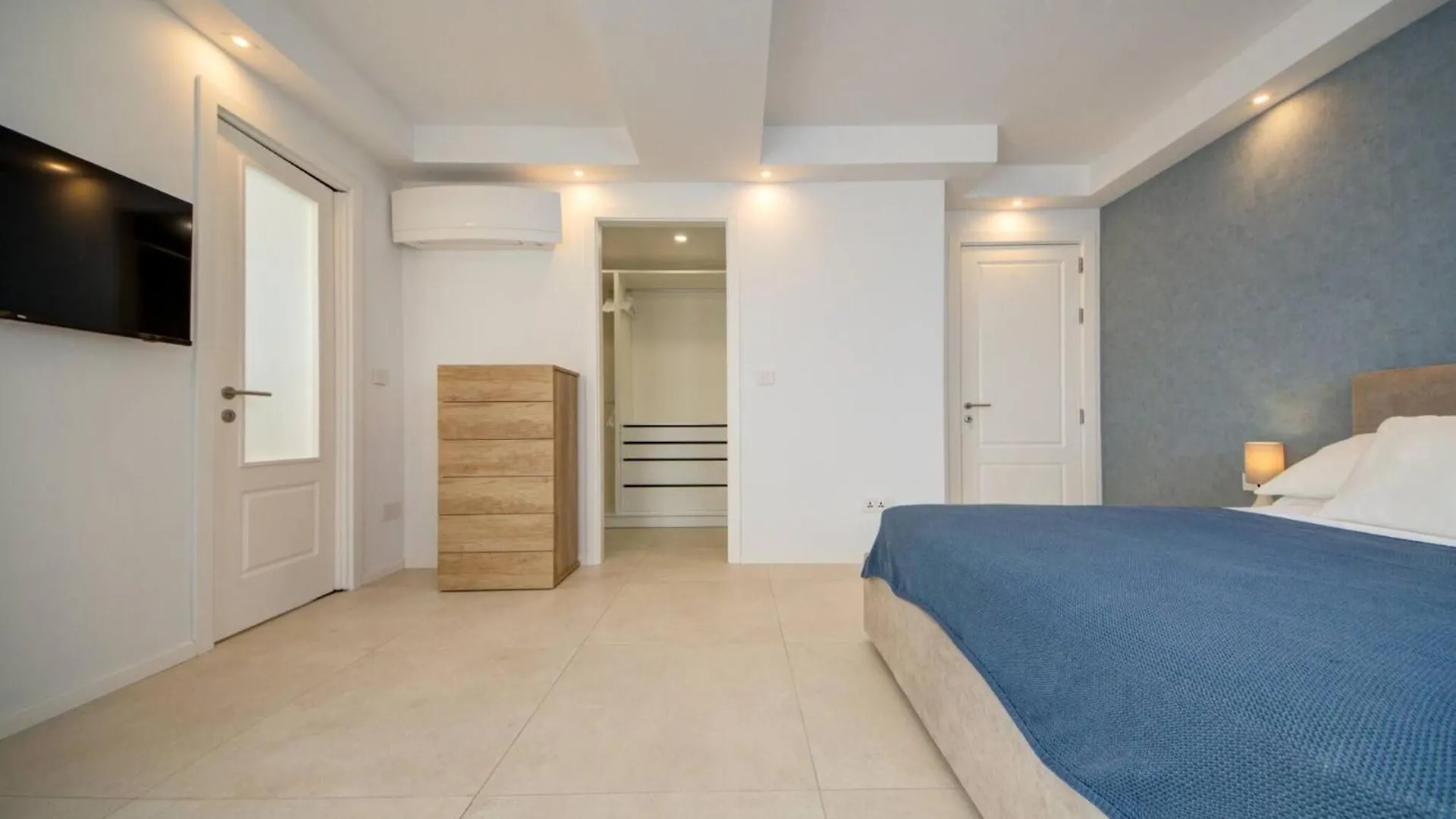 Private Pool Luxury Penthouse With Sea Views Apartment Is-Swieqi